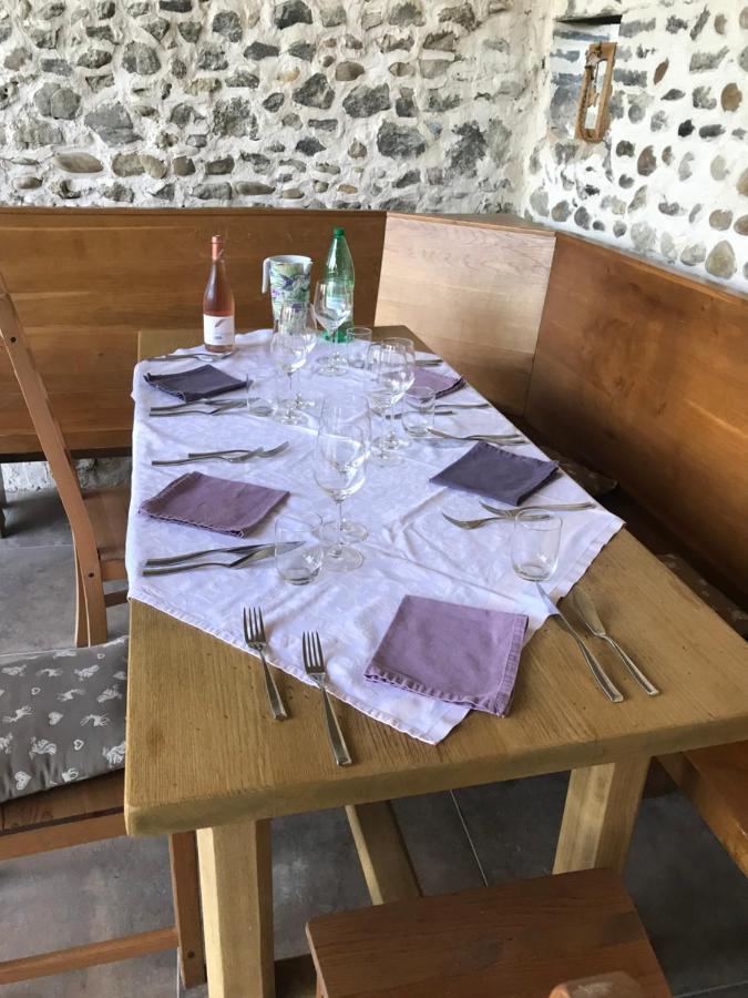La Bergerie Des Amandiers Chambres Et Table D'Hotes Malataverne Екстериор снимка