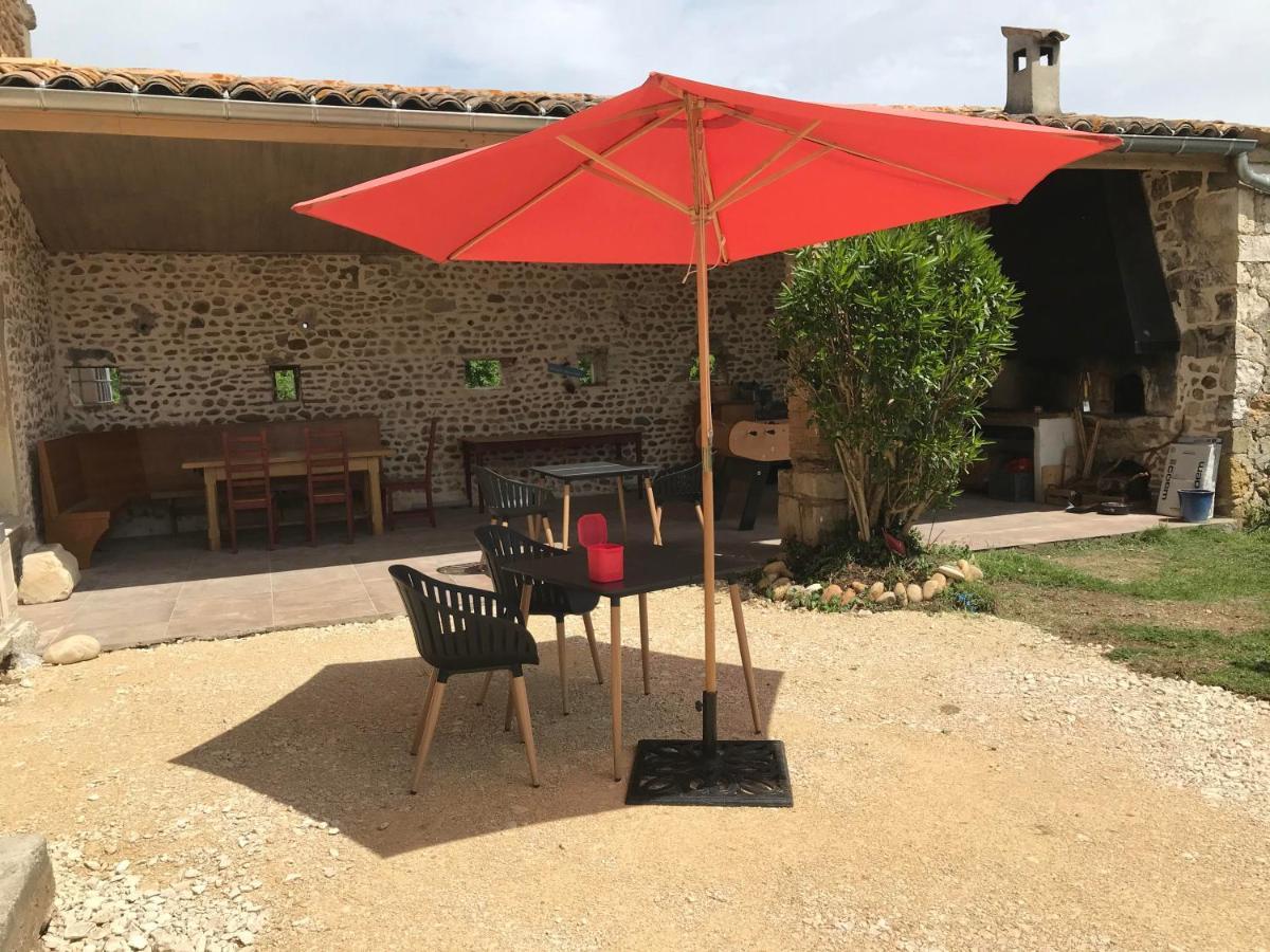 La Bergerie Des Amandiers Chambres Et Table D'Hotes Malataverne Екстериор снимка